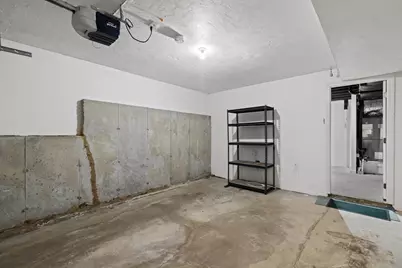 12 Whispering Pine Cir #12, Worcester, MA 01606 - Photo 25