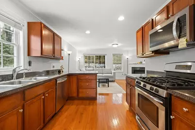 12 Whispering Pine Cir #12, Worcester, MA 01606 - Photo 5