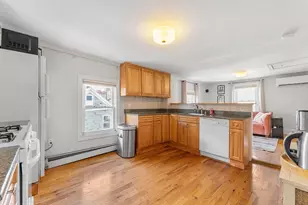 42 Jefferson St, Cambridge, MA 02141 - Photo 3
