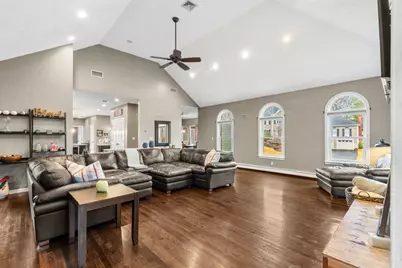 31 Zachary Lane, Reading, MA 01867 - Photo 17