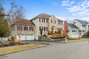 31 Zachary Ln, Reading, MA 01867 - Photo 3