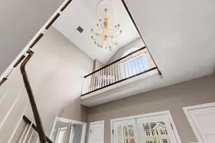 31 Zachary Ln, Reading, MA 01867 - Photo 5