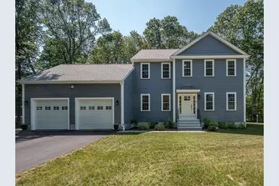 85 East St, Uxbridge, MA 01569 - Photo 1