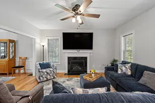 85 East St, Uxbridge, MA 01569 - Photo 5