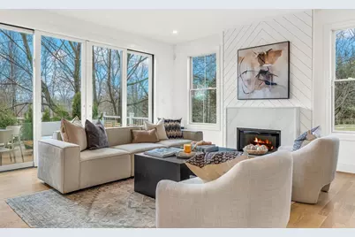 345 Linden St, Wellesley, MA 02481 - Photo 9