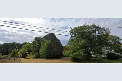 133 Pleasant Valley St, Methuen, MA 01844 - Photo 3