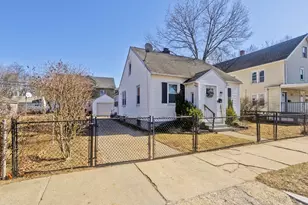 127 Governor St, Springfield, MA 01104 - Photo 3