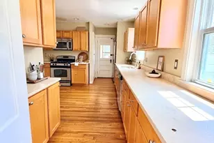 18 Chandler St, Arlington, MA 02474 - Photo 5