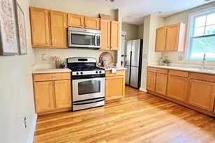 18 Chandler St, Arlington, MA 02474 - Photo 3