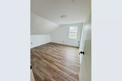 44 Spring St, Agawam, MA 01001 - Photo 7