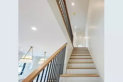 68 Rowe St #4, Boston, MA 02131 - Photo 5