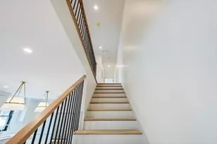 68 Rowe St, Boston, MA 02131 - Photo 5