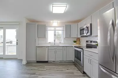 80 Broadway #8, North Attleboro, MA 02760 - Photo 3