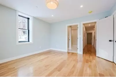 68 Rowe St #1, Boston, MA 02131 - Photo 7