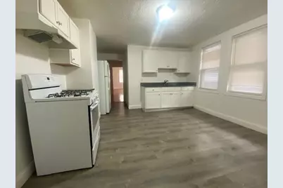 176 Ferry St #3L, Everett, MA 02149 - Photo 3