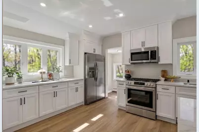 5 Springdale Ave, Saugus, MA 01906 - Photo 7