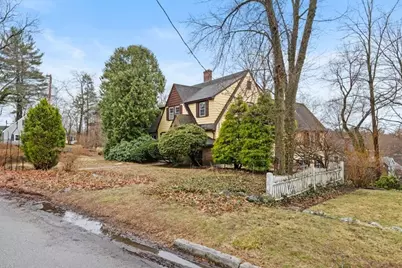 45 Longview Road, Reading, MA 01867 - Photo 3