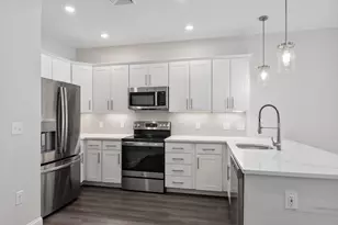 3213 Briarwood Village, Clinton, MA 01510 - Photo 13