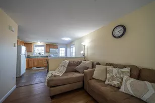 1017 Middlesex St, Lowell, MA 01851 - Photo 11