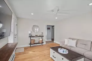 17 Davis Ave, Attleboro, MA 02703 - Photo 9