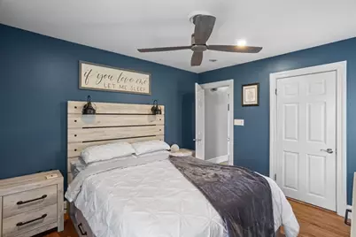 17 Davis Ave, Attleboro, MA 02703 - Photo 11