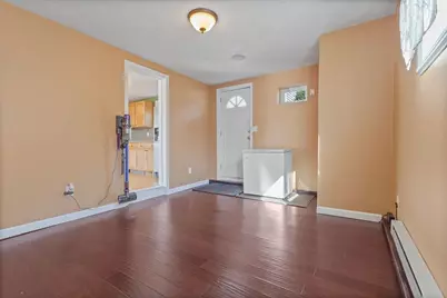 14 Vining St, Malden, MA 02148 - Photo 15