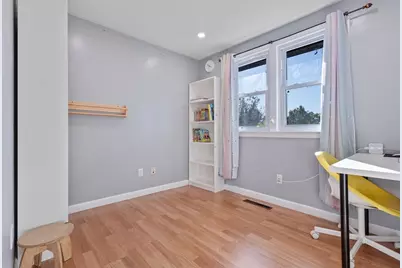 14 Vining St, Malden, MA 02148 - Photo 13