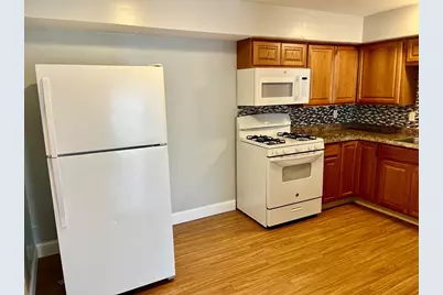 225 Danforth Street #3L, Fall River, MA 02720 - Photo 5