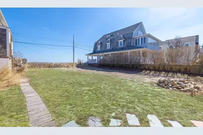 72 B Street, Hull, MA 02045 - Photo 3