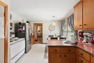 70 Bass Ave, Gloucester, MA 01930 - Photo 17