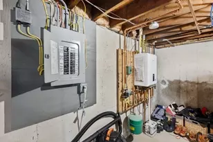 70 Bass Ave, Gloucester, MA 01930 - Photo 31