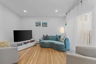 402 E 7th St, Boston, MA 02127 - Photo 1