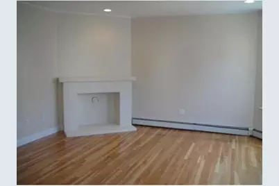 186 L St #2, Boston, MA 02127 - Photo 3