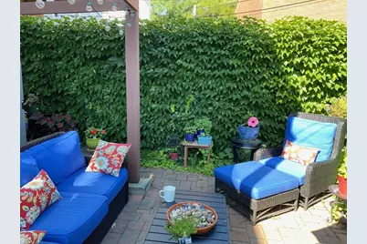 556 E 5th St #1, Boston, MA 02127 - Photo 7