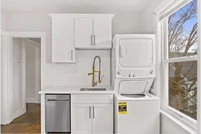 9 Sumner Sq, Boston, MA 02125 - Photo 7