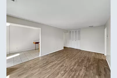 32 Shrewsbury Green Dr #F, Shrewsbury, MA 01545 - Photo 5