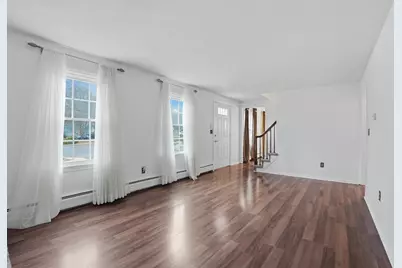 88 Sandalwood Drive, Attleboro, MA 02703 - Photo 5