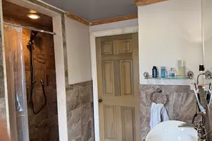 21 Spaulding St, Quincy, MA 02169 - Photo 5