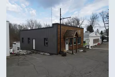 334 High St, Greenfield, MA 01301 - Photo 3