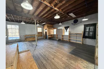 334 High St, Greenfield, MA 01301 - Photo 9