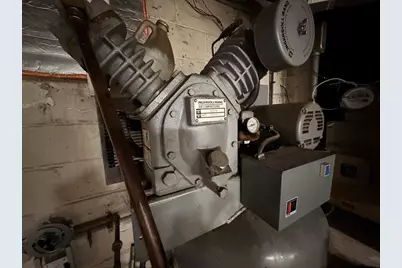 334 High St, Greenfield, MA 01301 - Photo 15