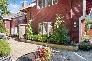 4 Coffin Ct, Newburyport, MA 01950 - Photo 5