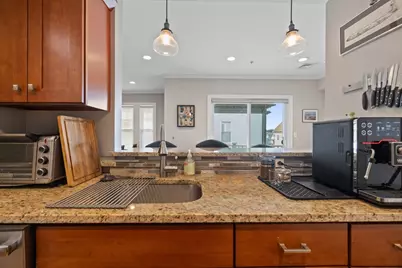 16.5 Holly St #2L, Salem, MA 01970 - Photo 9