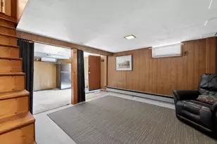 74 Granville St, Holyoke, MA 01040 - Photo 21