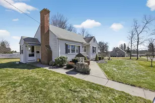 74 Granville St, Holyoke, MA 01040 - Photo 1