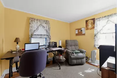 74 Granville St, Holyoke, MA 01040 - Photo 15