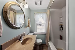 74 Granville St, Holyoke, MA 01040 - Photo 17