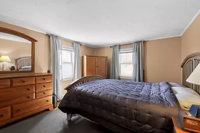 74 Granville St, Holyoke, MA 01040 - Photo 13