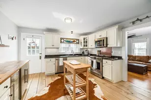 3 Vine Ave, Rockport, MA 01966 - Photo 9