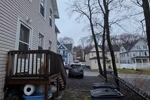 51 Uxbridge St, Worcester, MA 01605 - Photo 5